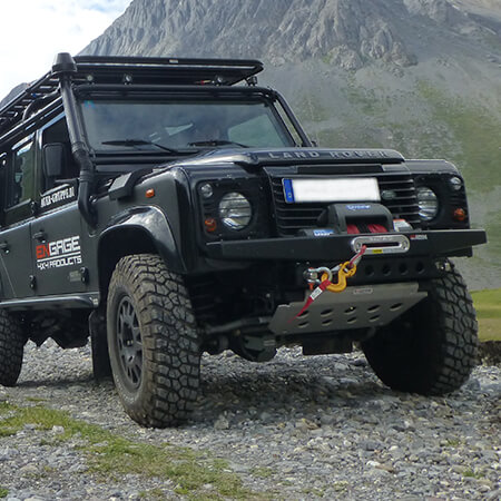 Offroad Defender ENGAGE4X4 equipment