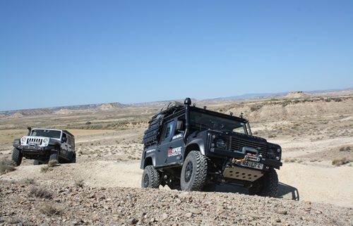 ENGAGE4X4 Offroad Tour Defender Umbau